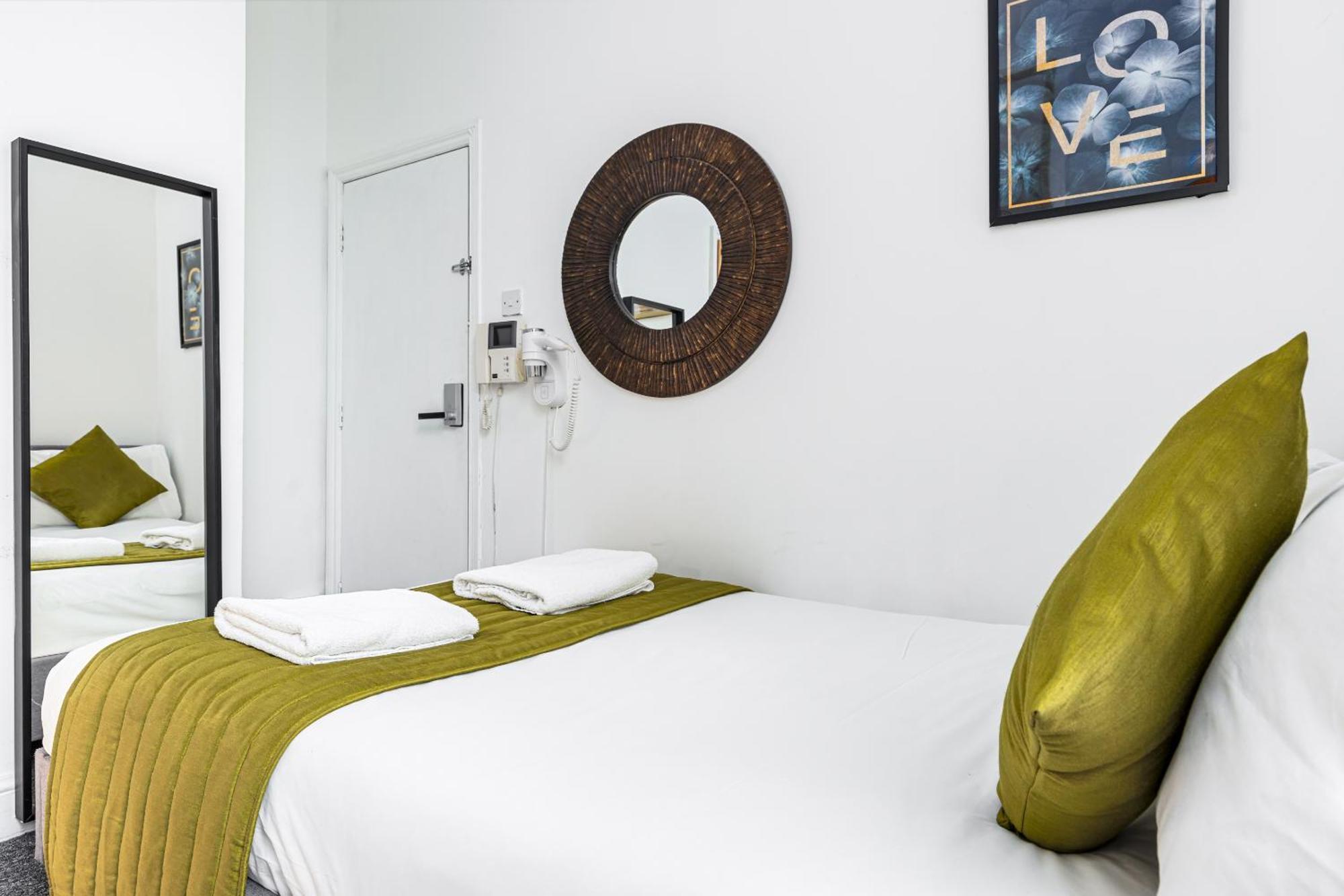 Ryam Suites London Exteriör bild