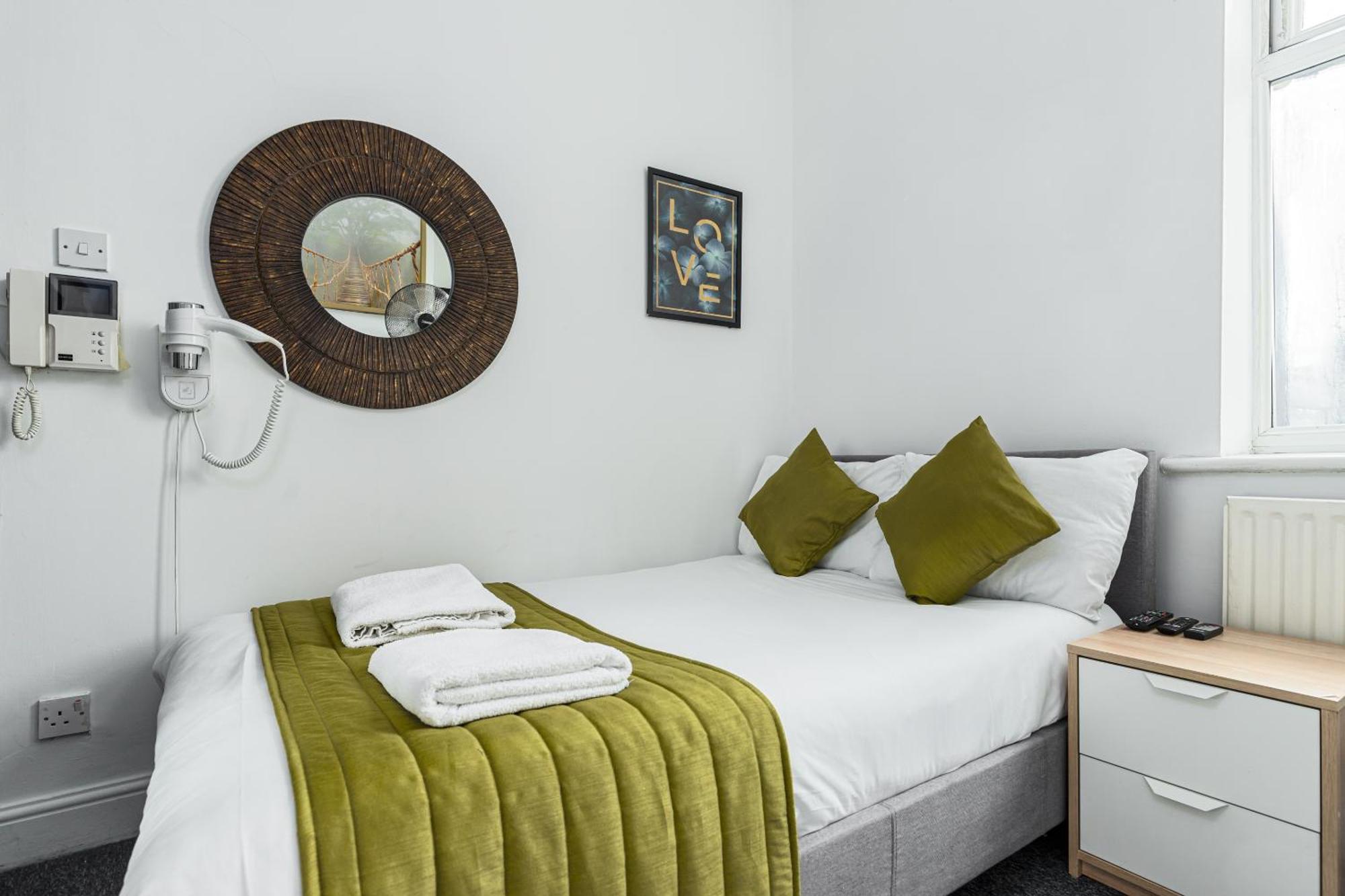 Ryam Suites London Exteriör bild